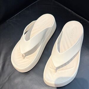 CROCS Women's White Platform Sandals